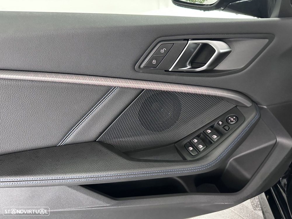 BMW 118 i Pack Desportivo M Auto - 21