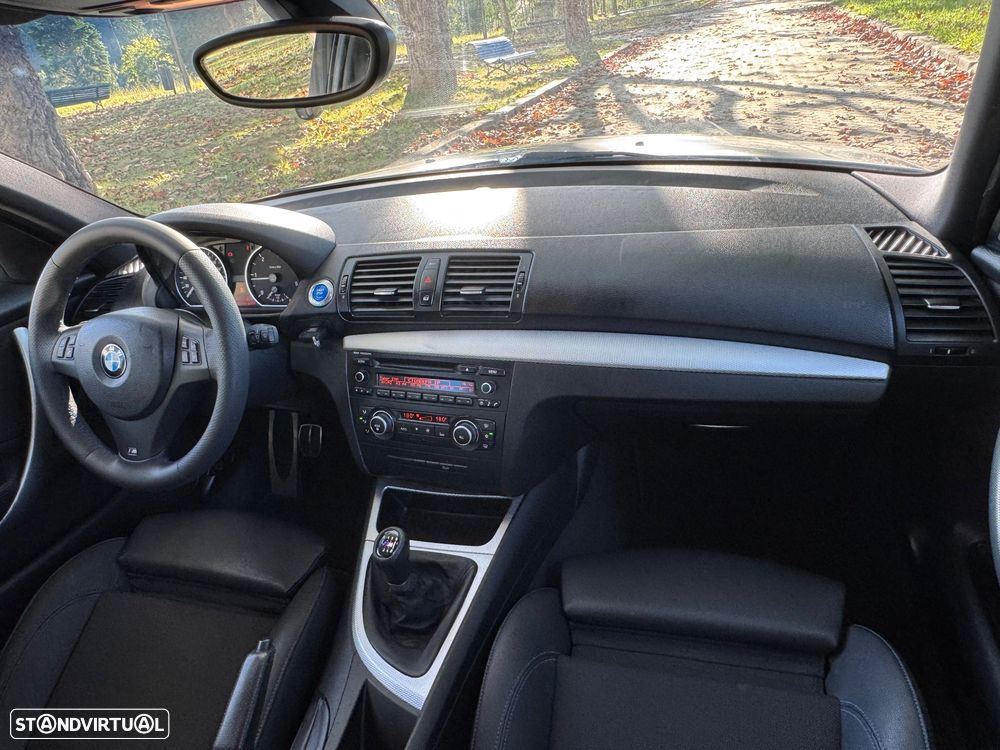 BMW 116 d Pack M - 17