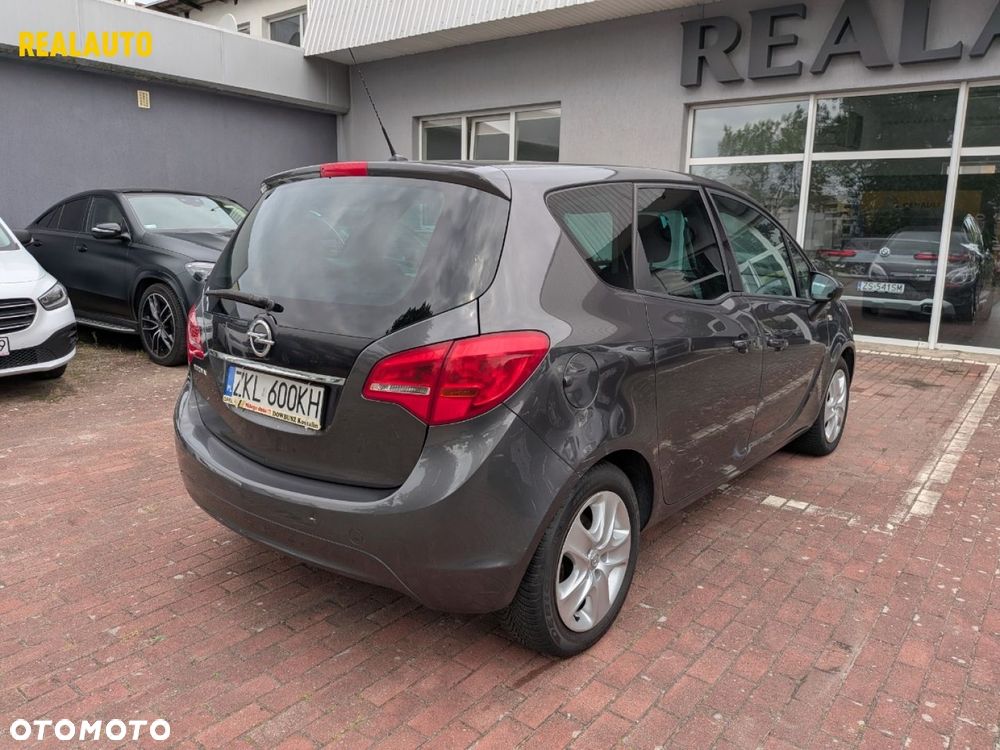 Opel Meriva - 8