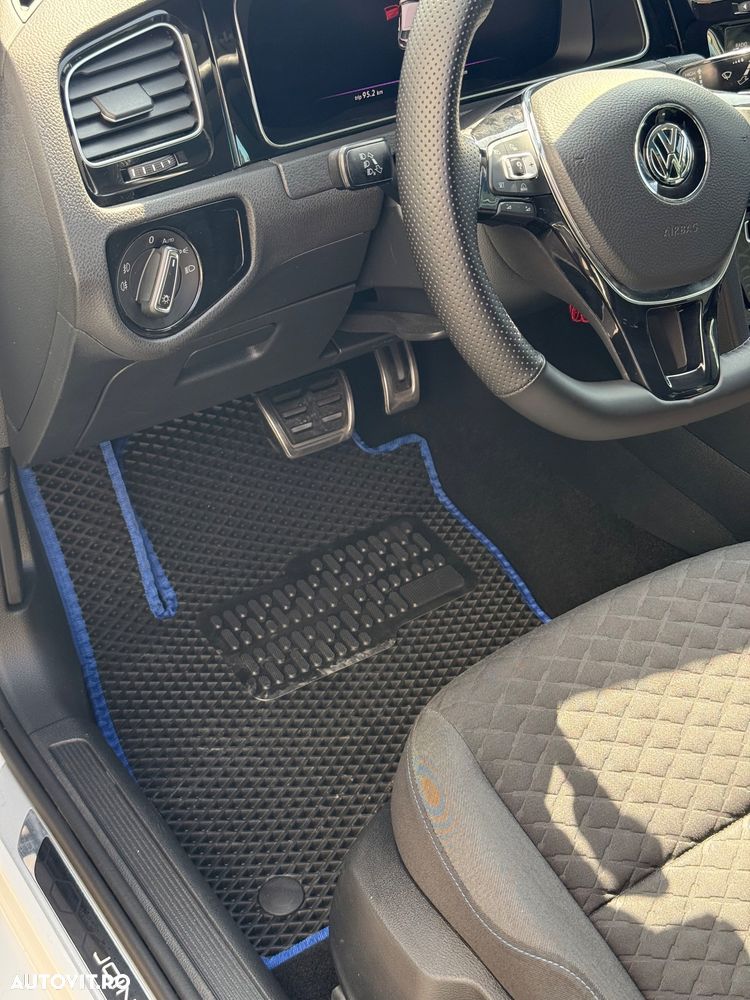 Volkswagen Golf 2.0 TDI DSG Join - 17