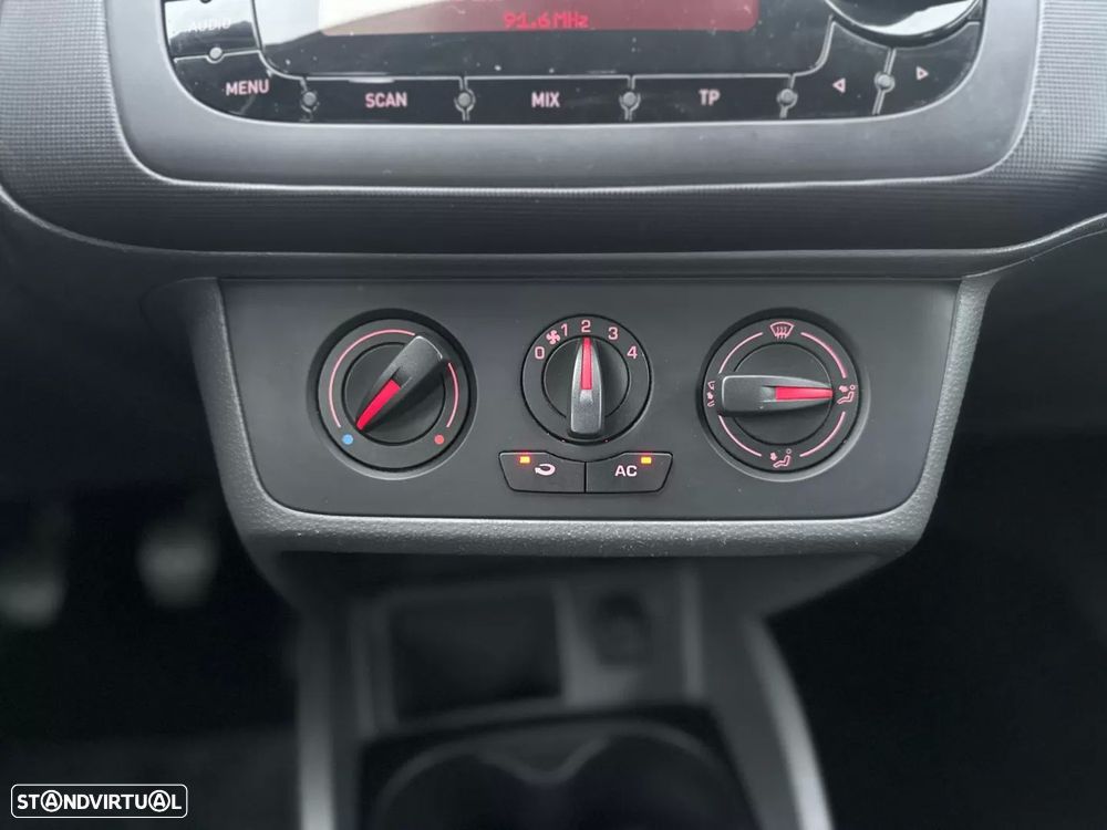 SEAT Ibiza 1.2 TDI Style DPF - 17
