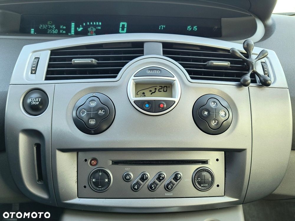 Renault Scenic - 24