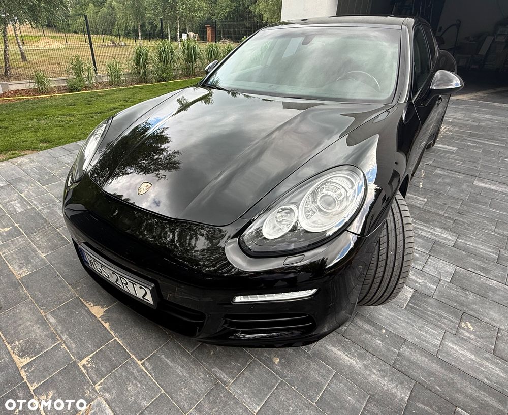 Porsche Panamera S - 2