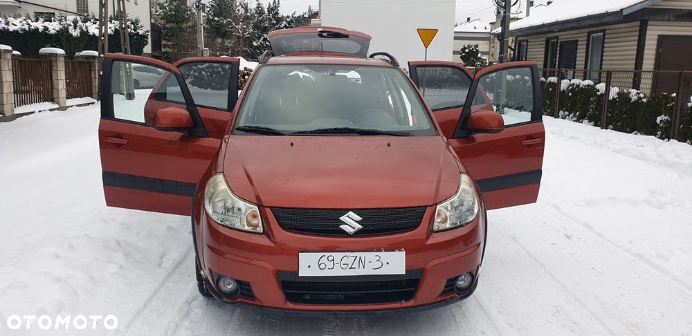 Suzuki SX4 1.6 VVT 4x2 Comfort - 10