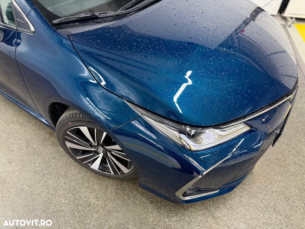 Toyota Corolla 1.8 HEV Dynamic - 3