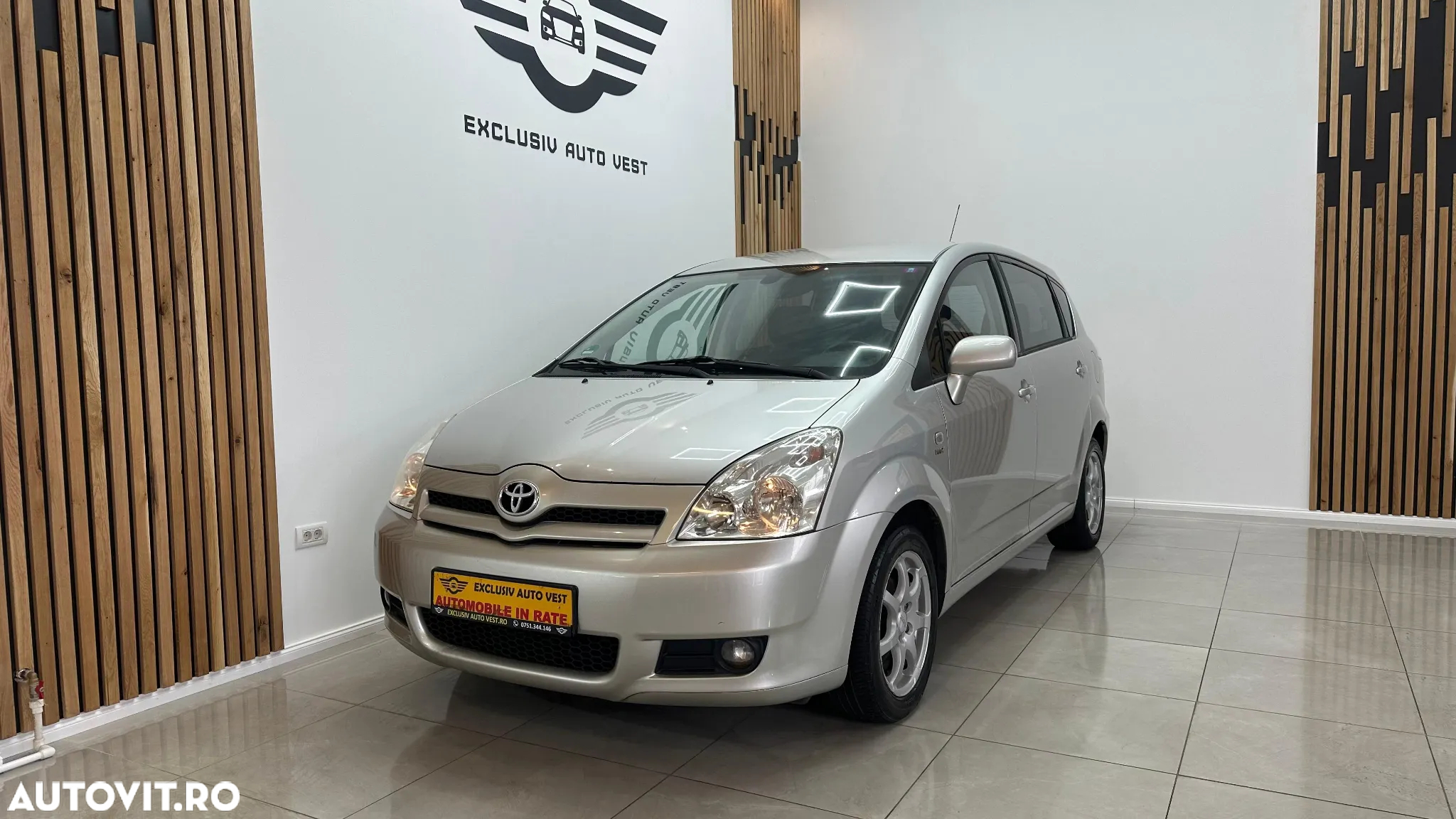 Toyota Corolla Verso 1.8 Sol - 11