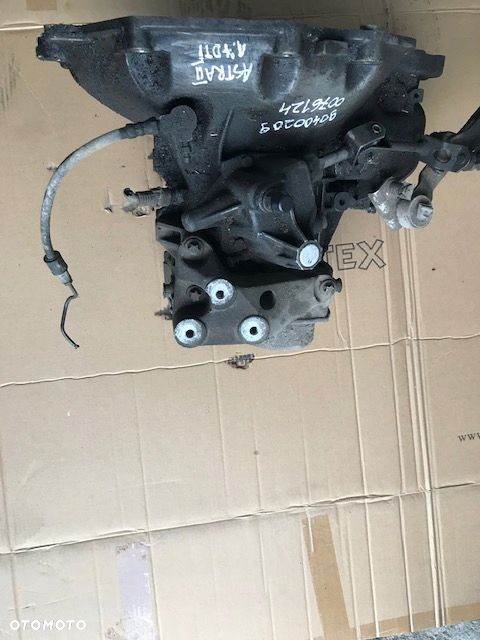 SKRZYNIA BIEGÓW OPEL ASTRA II 1,7DTI 90400209 - 2