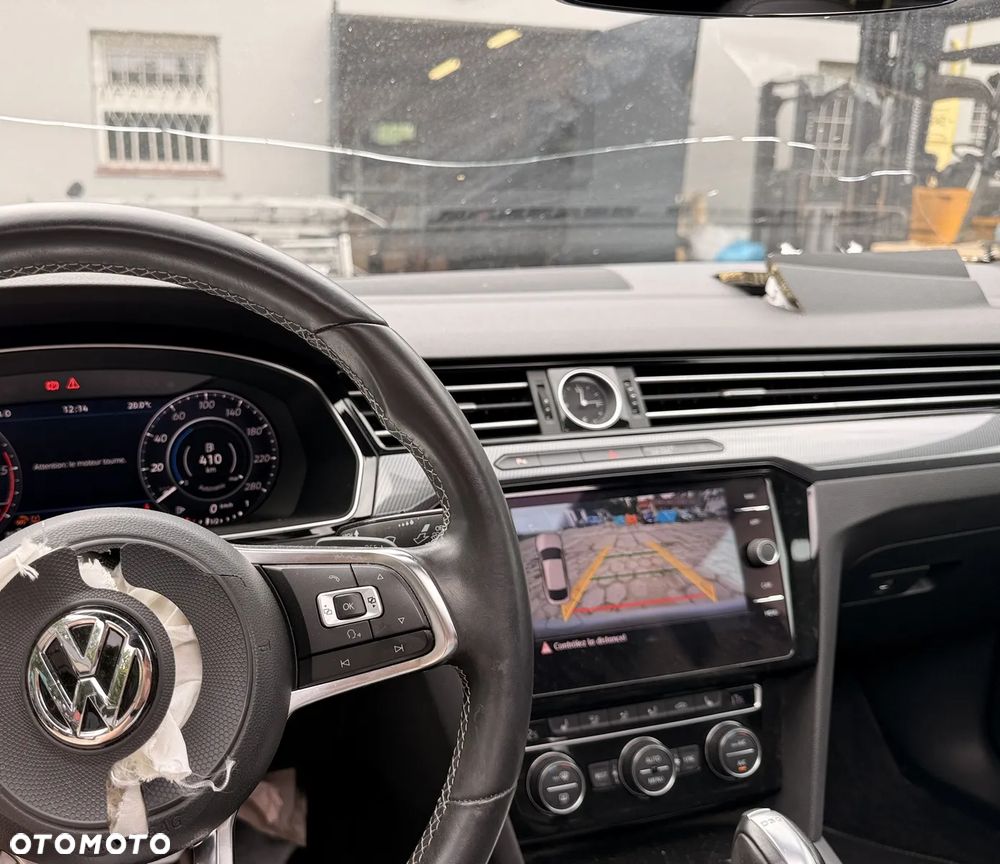Volkswagen Arteon 2.0 TDI SCR R-Line DSG - 9