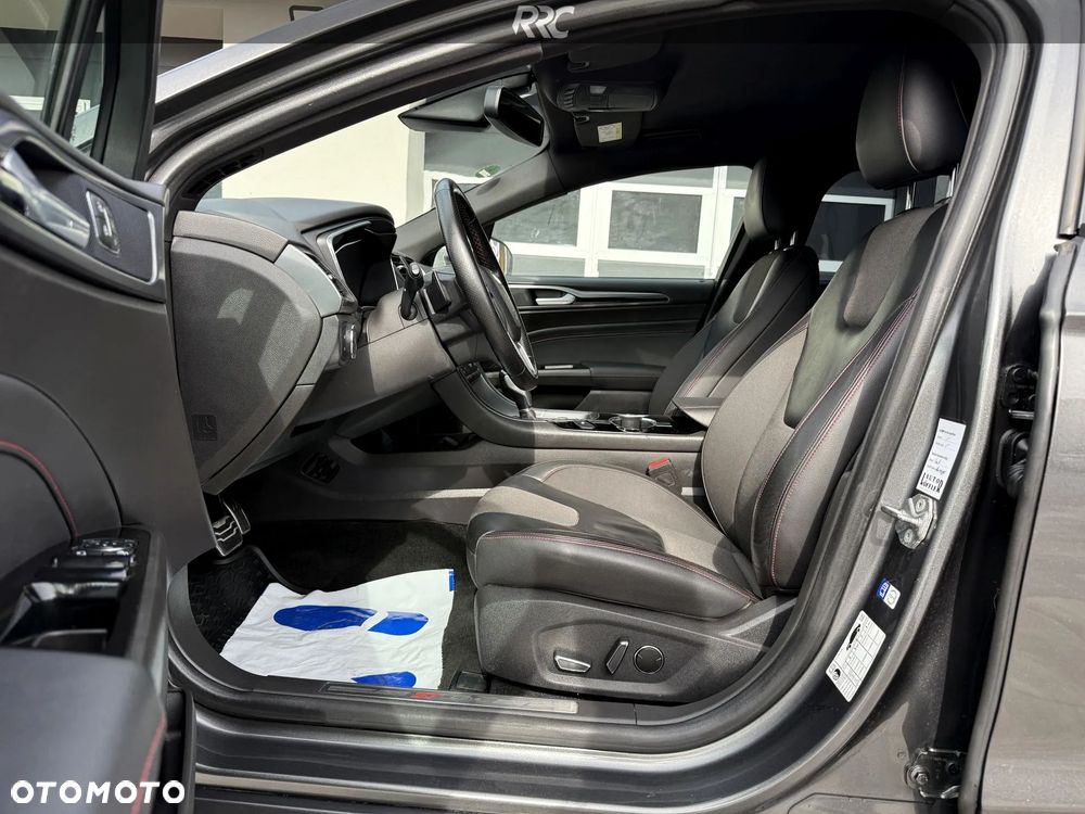 Ford Mondeo 2.0 TDCi ST-Line PowerShift - 19