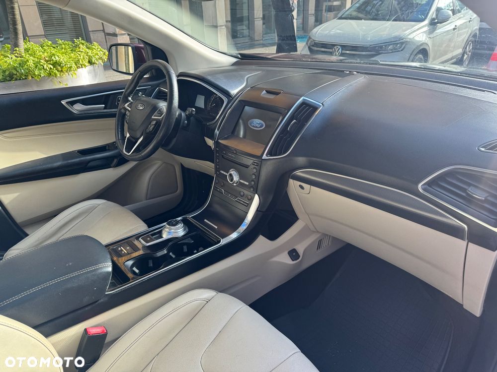 Ford Edge 2.0 EcoBlue Bi-Turbo 4x4 Titanium - 25
