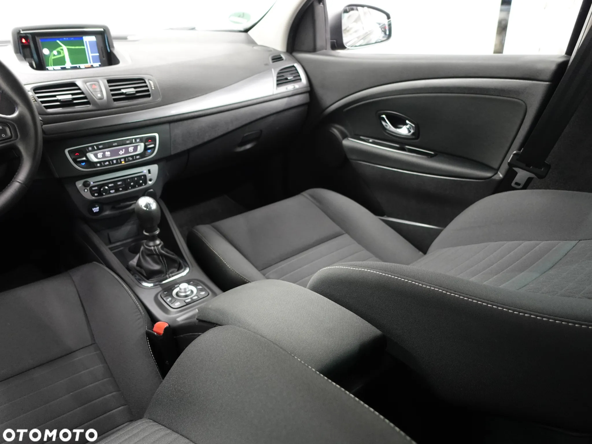 Renault Megane Grandtour ENERGY TCe 115 Start & Stopp LIMITED - 37