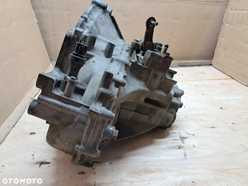 Honda Civic 1.5 Benzyna Skrzynia biegów - 3