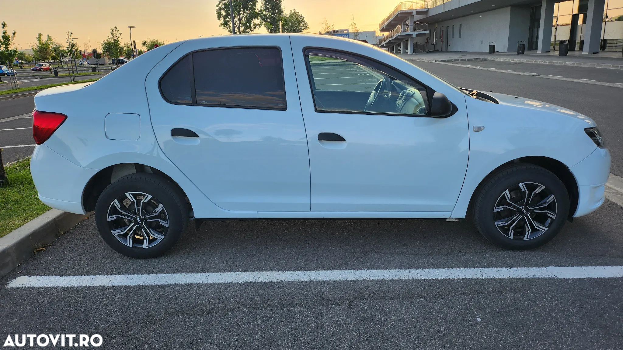 Dacia Logan - 4