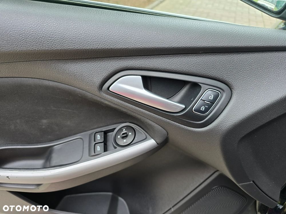 Ford Focus - 17