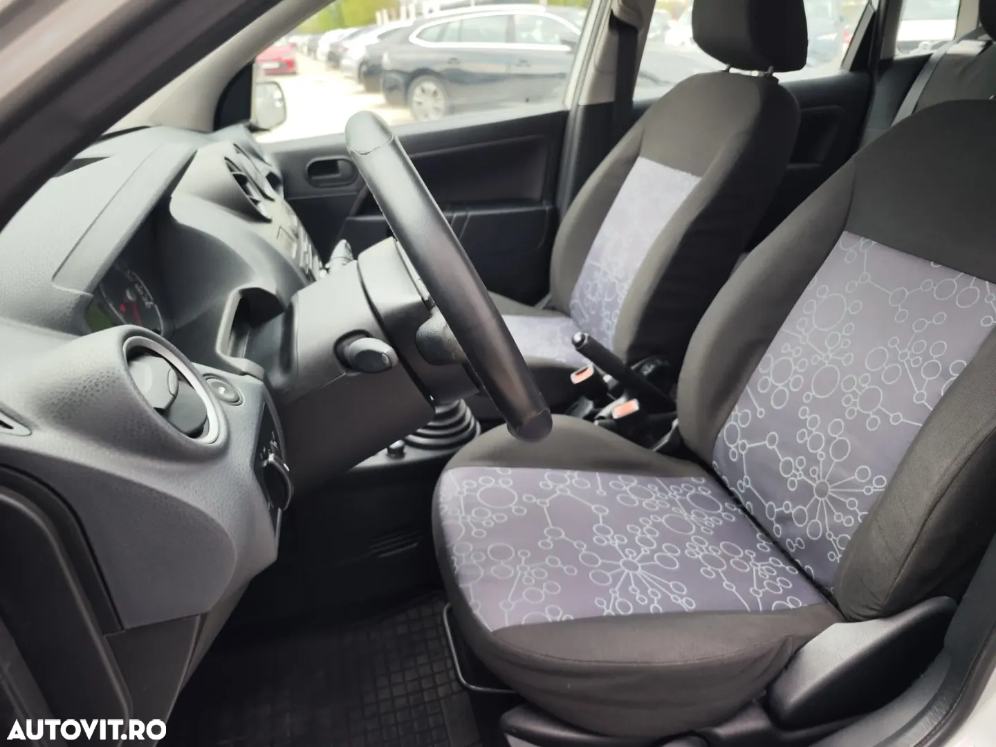 Ford Fiesta - 19