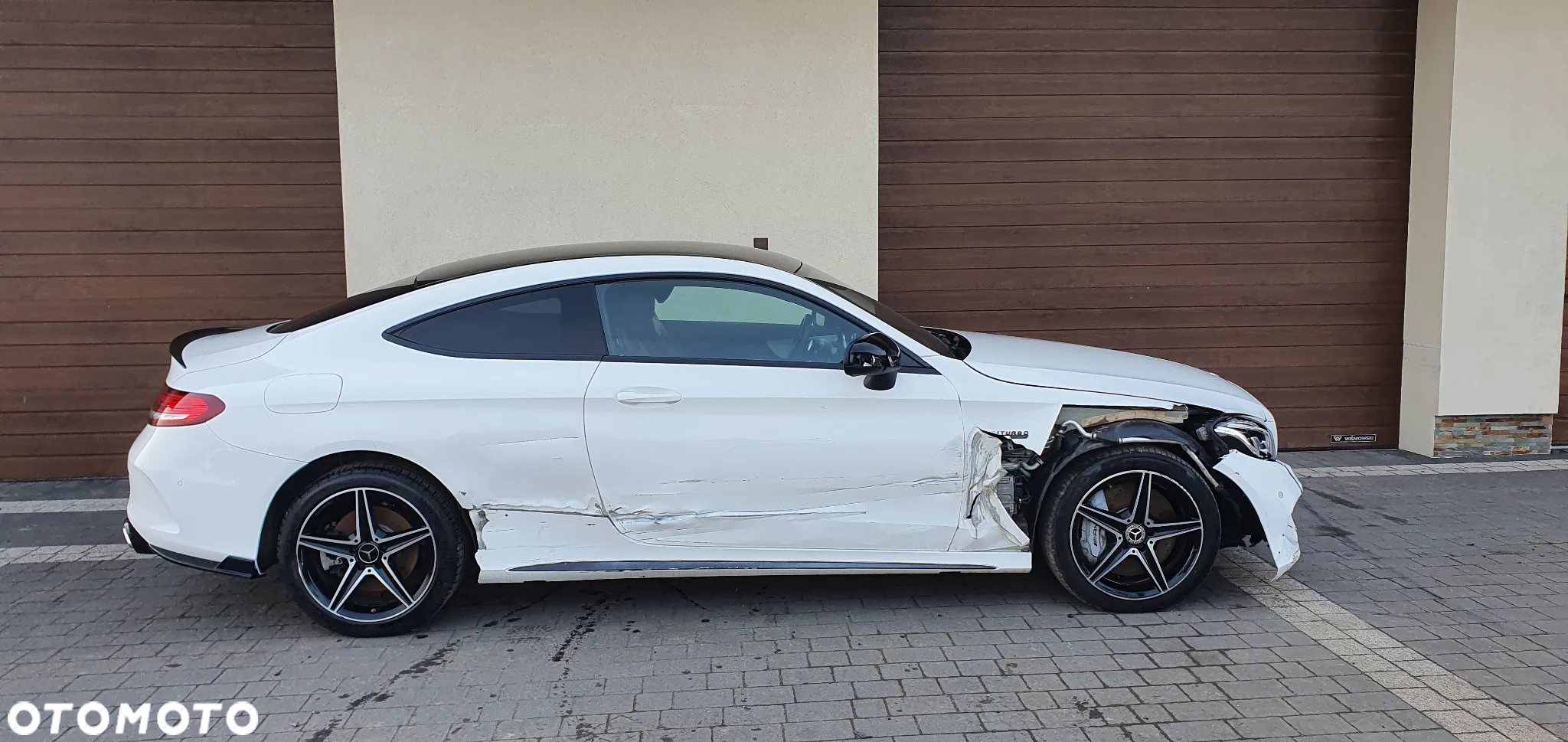 Mercedes-Benz Klasa C AMG 43 4-Matic - 21