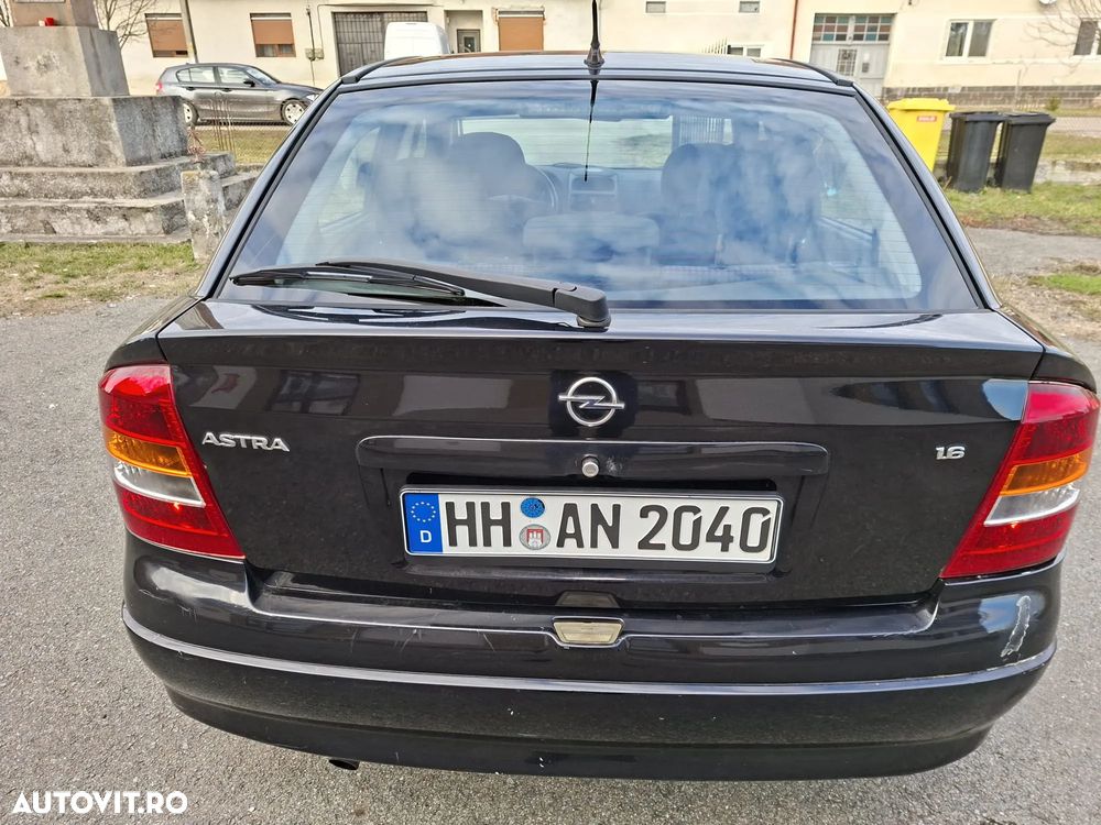 Opel Astra - 8
