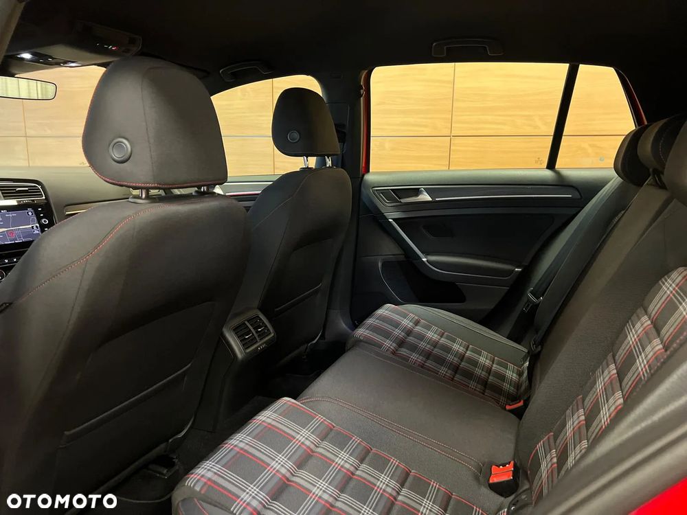 Volkswagen Golf 2.0 TSI BMT GTI Performance DSG - 11