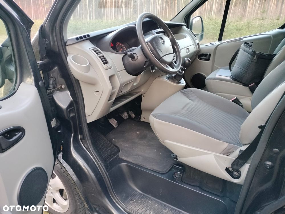 Opel vivaro - 29