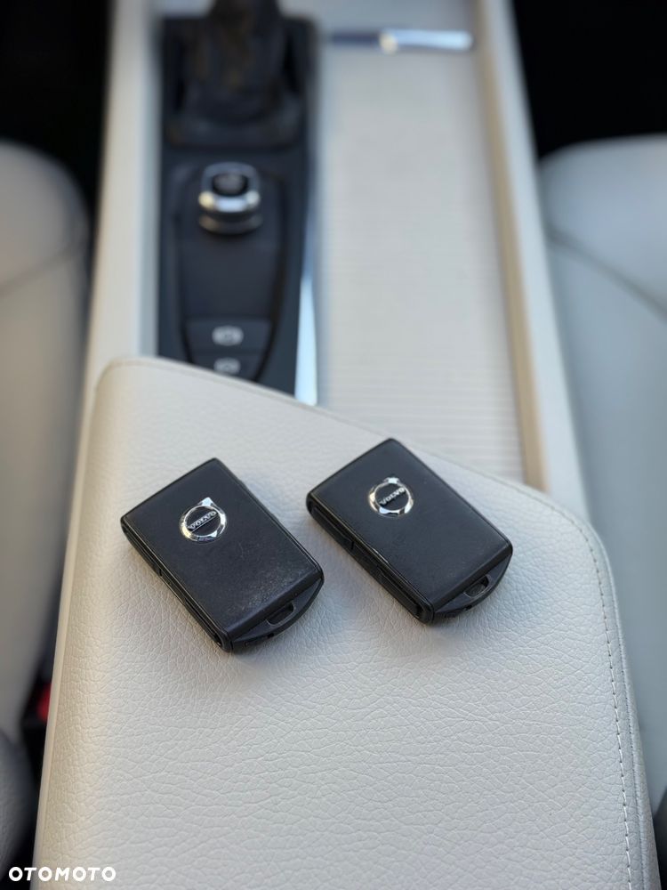 Volvo V60 D3 Geartronic Momentum Pro - 33