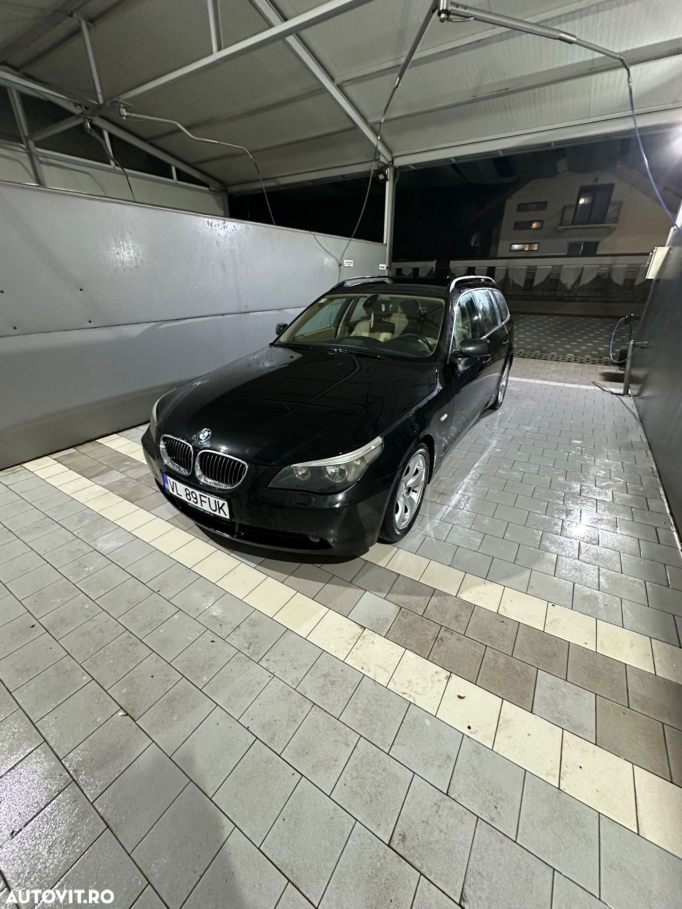 BMW Seria 5 525d Touring Aut. - 1