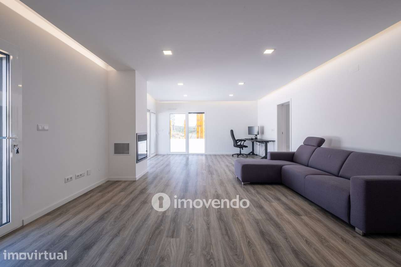 Moradia 4 moderna e exclusiva, com garagem, em Cernache, Coimbra - Grande imagem: 5/43