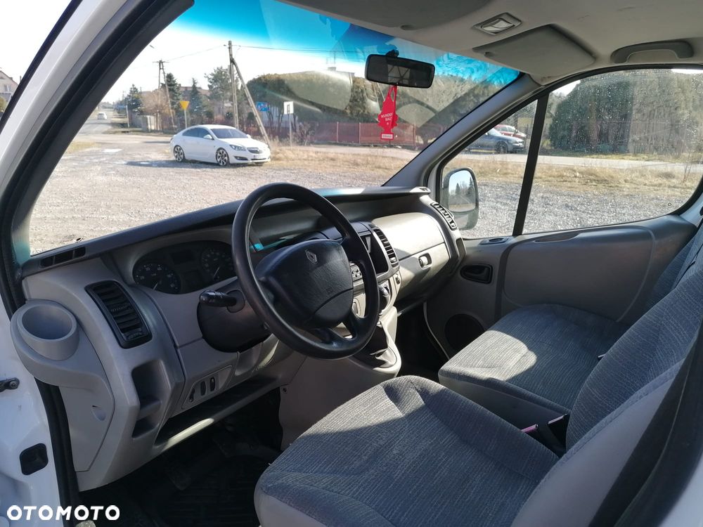 Renault trafic - 9