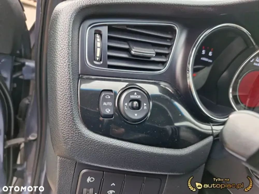 Kia Ceed 1.6 CRDi XL - 37