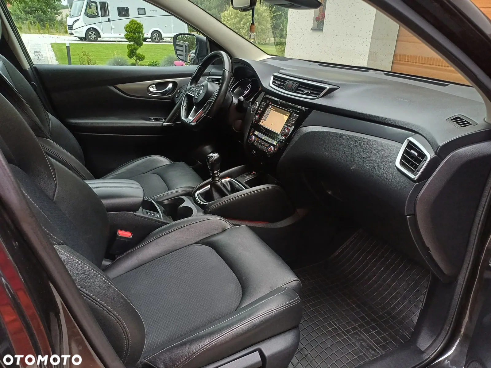 Nissan Qashqai - 10