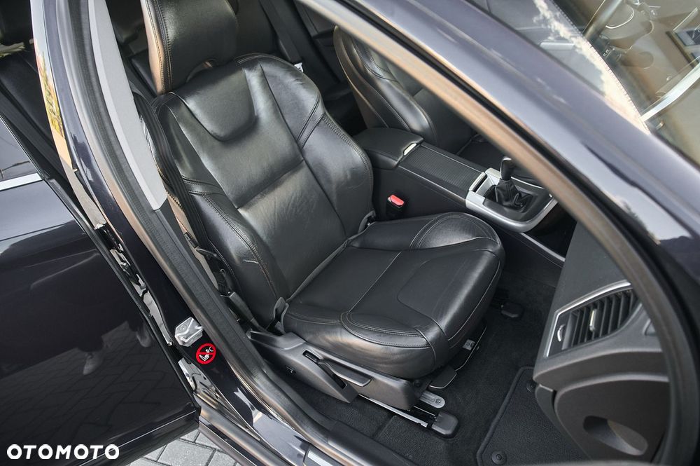 Volvo XC 60 D3 Summum - 25