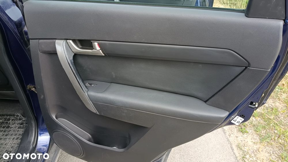 Chevrolet Captiva 2.4 LS 5os - 15