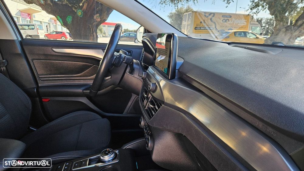 Ford Focus SW 1.0 SCTi Titanium Aut. - 43