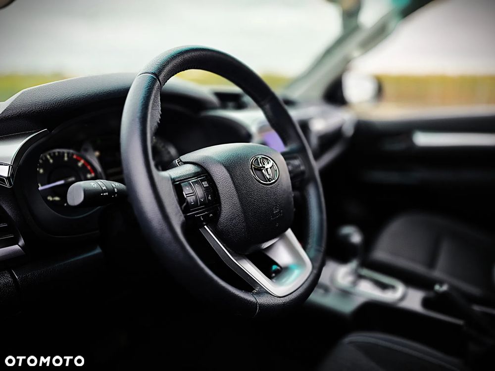 Toyota Hilux Arctic 4x4 - 22