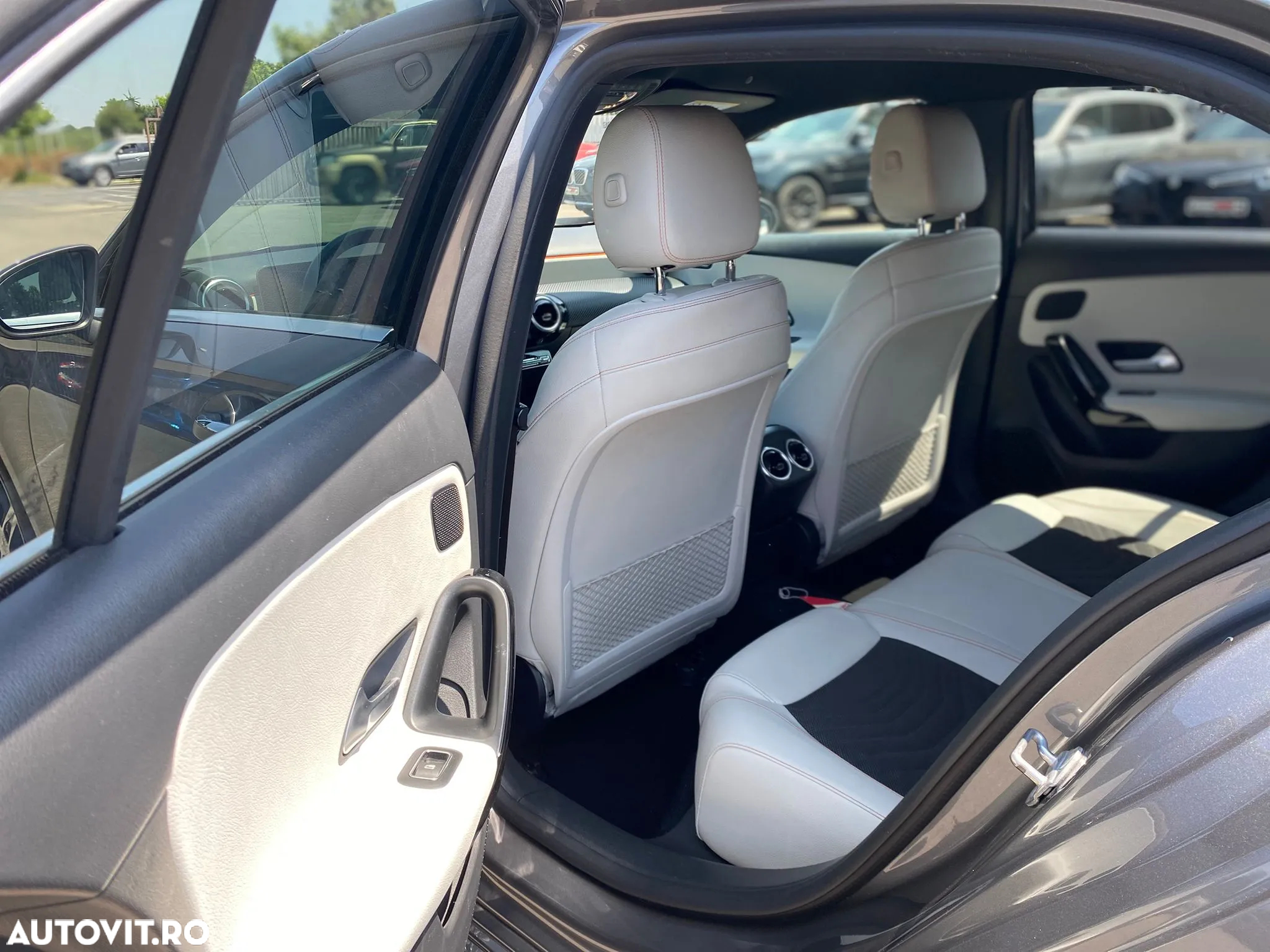 Mercedes-Benz A 180 d 7G-DCT - 23