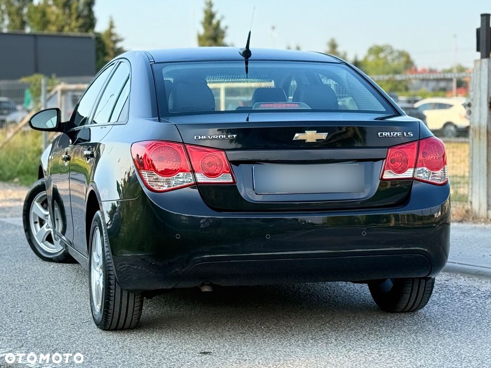 Chevrolet Cruze 1.8 LS MY11 - 8