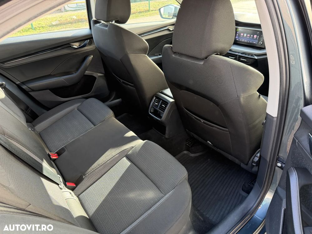 Skoda Octavia 2.0 TDI DSG Ambition - 24