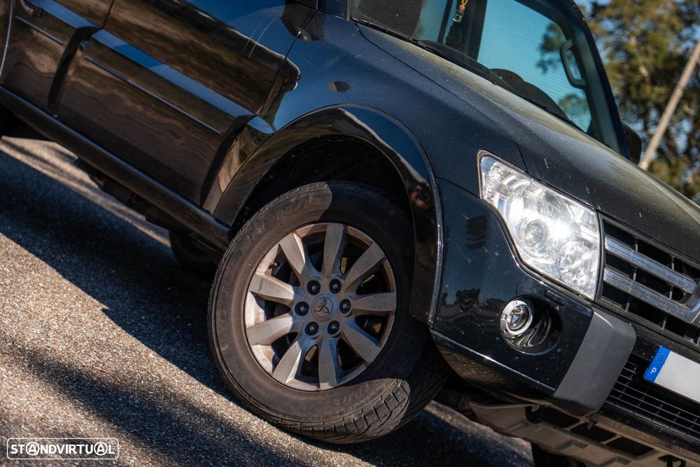 Mitsubishi Pajero 3.2 DI-D Instyle Navi AT - 2