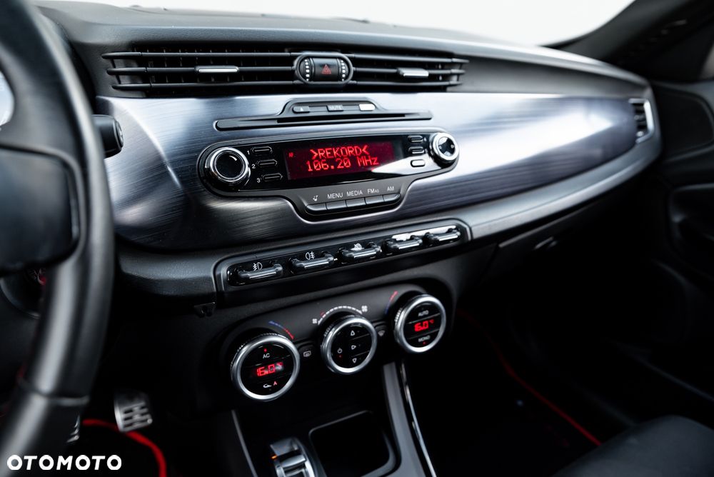 Alfa Romeo Giulietta 1.4 TB 16V Multiair - 29