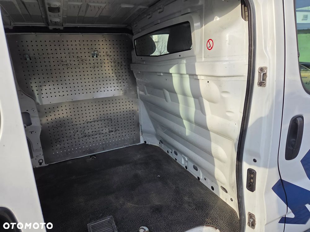 Opel Vivaro - 7