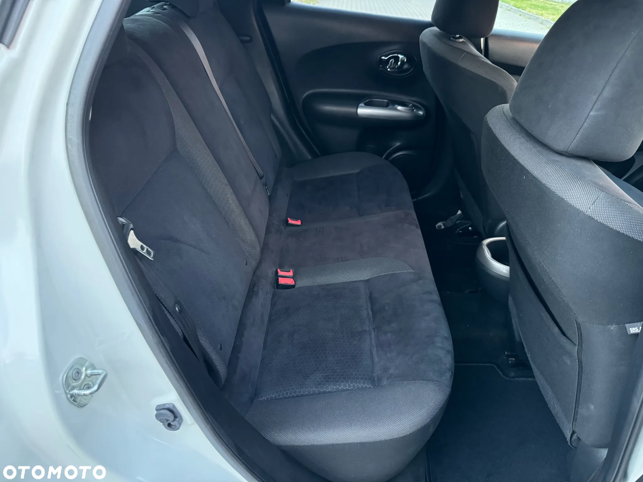 Nissan Juke 1.6 DIG-T Acenta 4WD Xtronic - 8