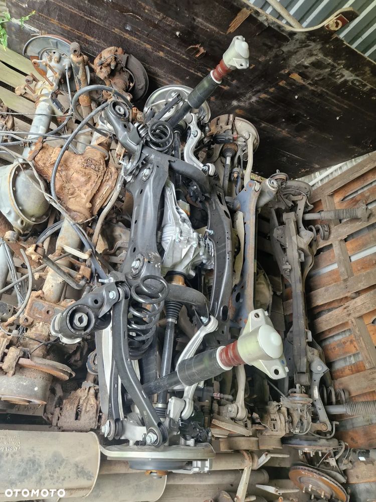 ZAWIESZENIE MOST DYFER AUDI A4 B9 2024r - 4