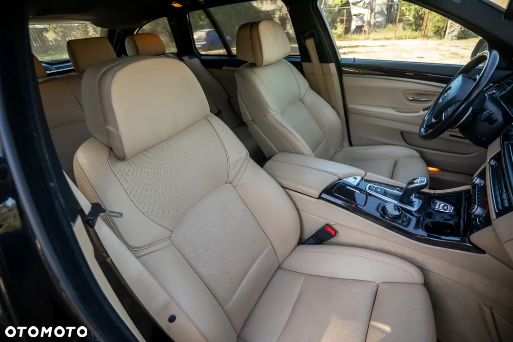 BMW Seria 5 530d xDrive Luxury Line - 19