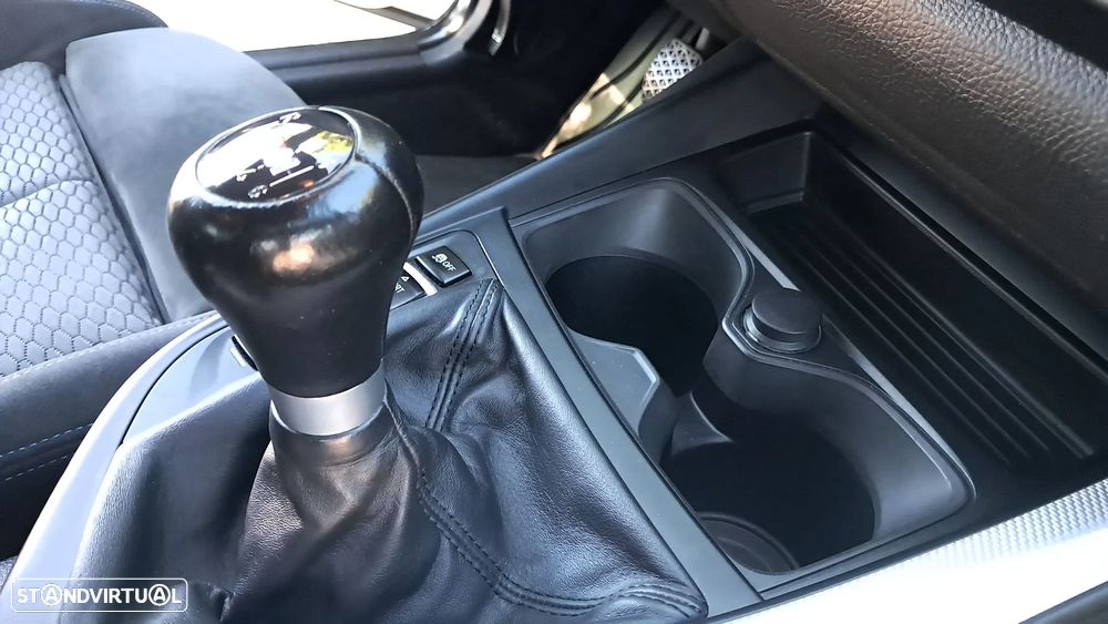 BMW 120 d Pack M - 39