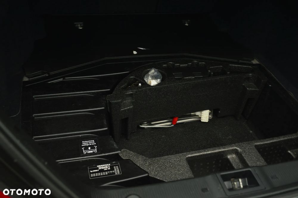 Mercedes-Benz CLK 320 Elegance - 28
