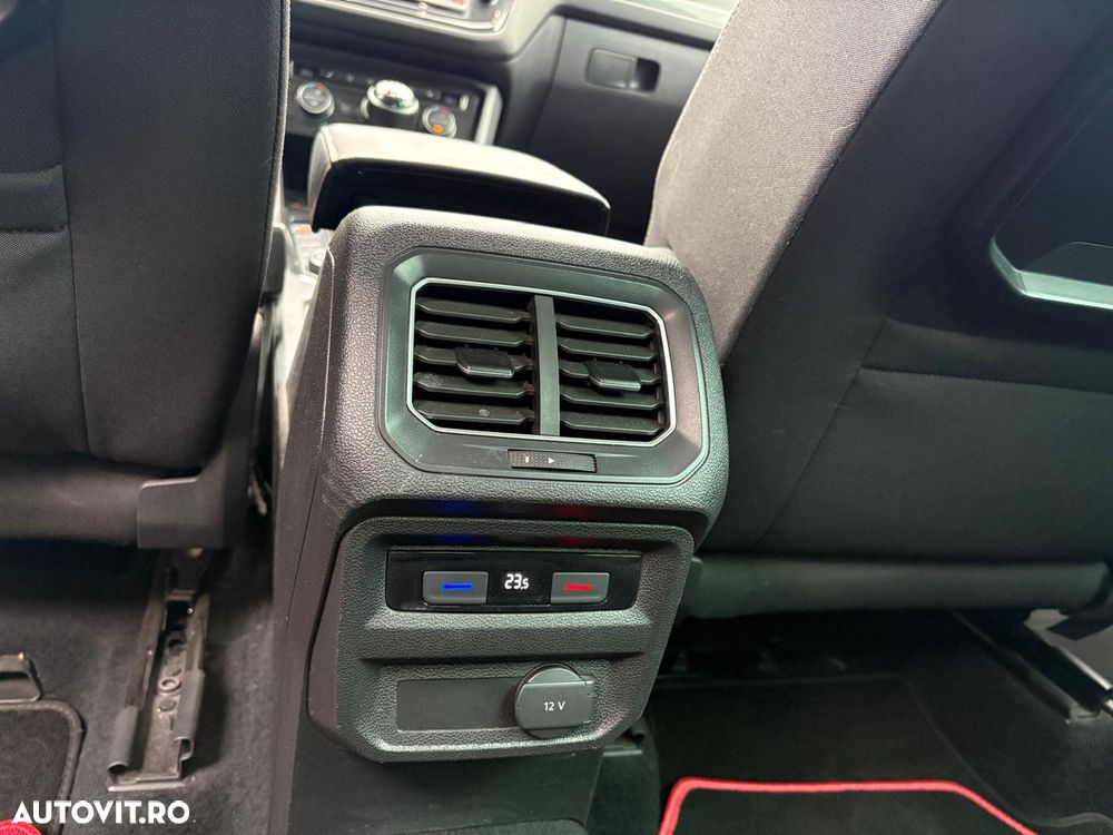 Volkswagen Tiguan - 8