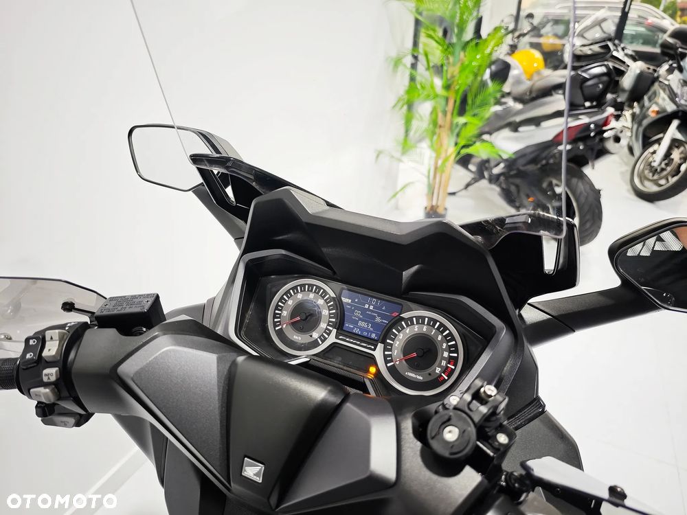 Honda NSS - 5