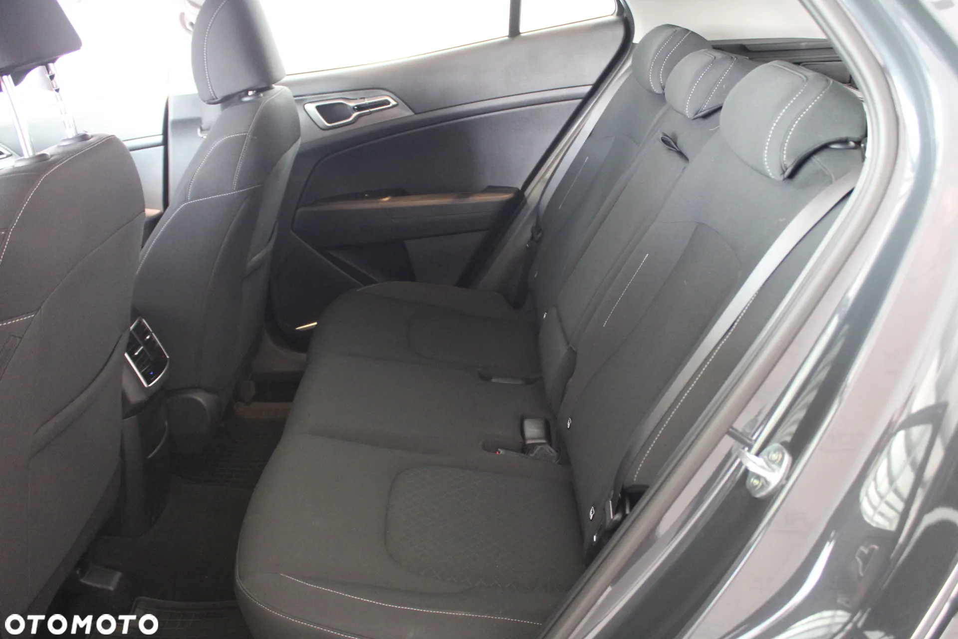 Kia Sportage 1.6 T-GDI M 2WD - 23