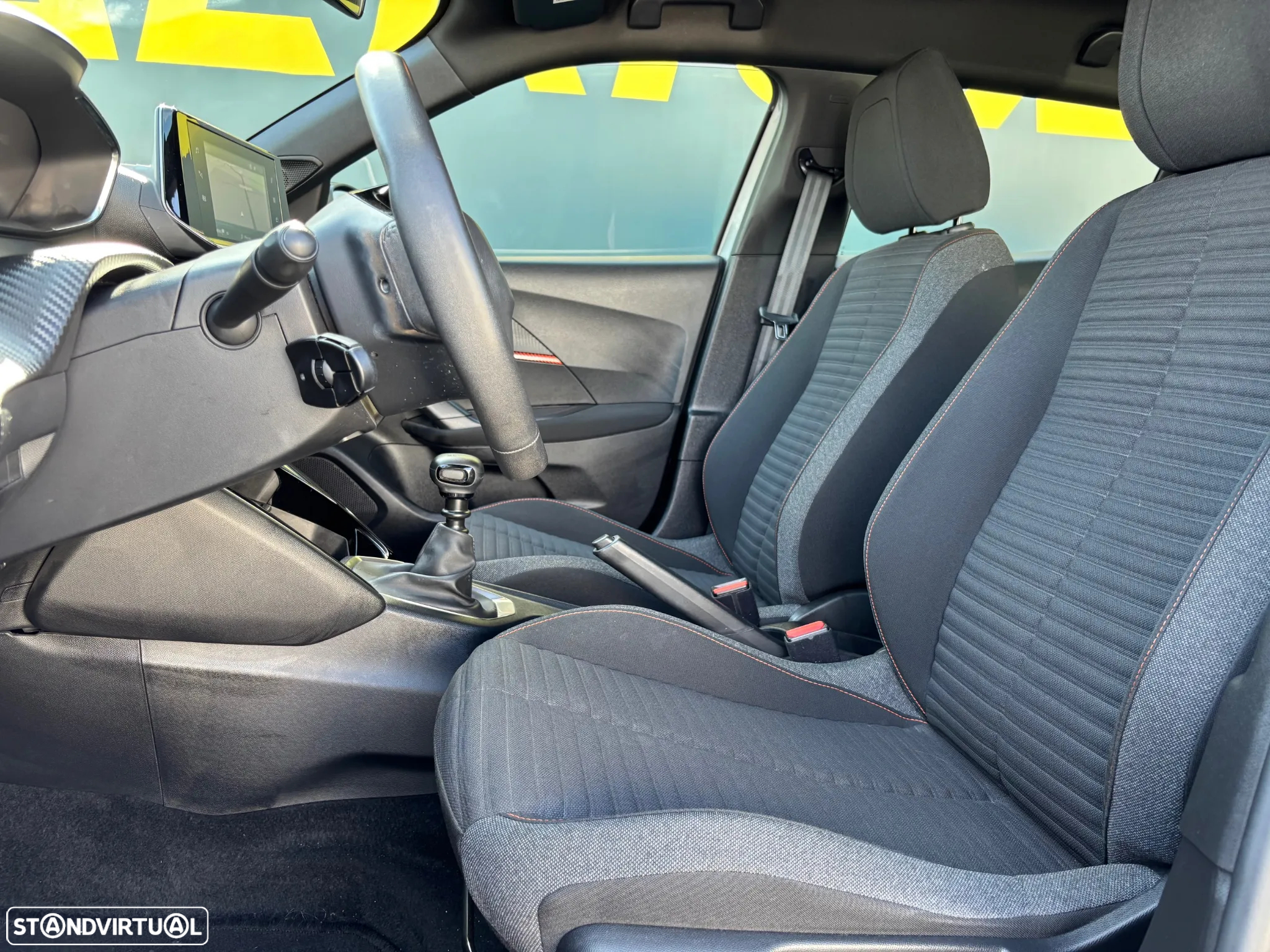 Peugeot 2008 1.2 PureTech Active Pack - 11