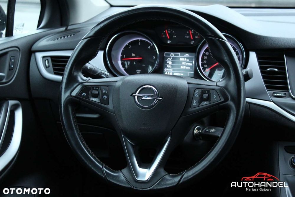 Opel Astra - 9