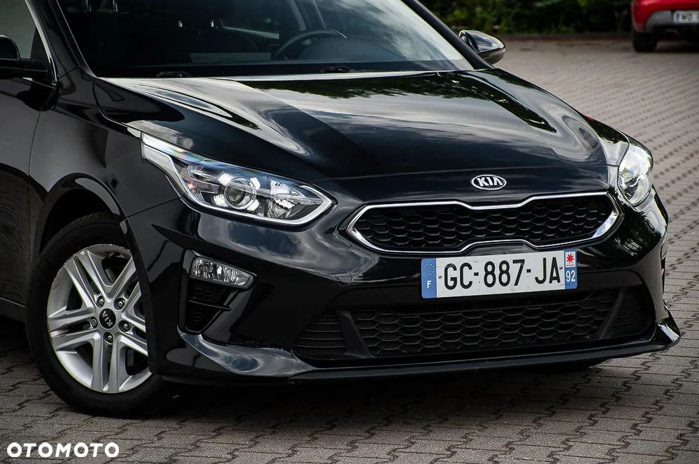 Kia Ceed 1.6 CRDi Eco-Dynamics+(48V Mild-Hybr.) DCT7 Spirit - 28